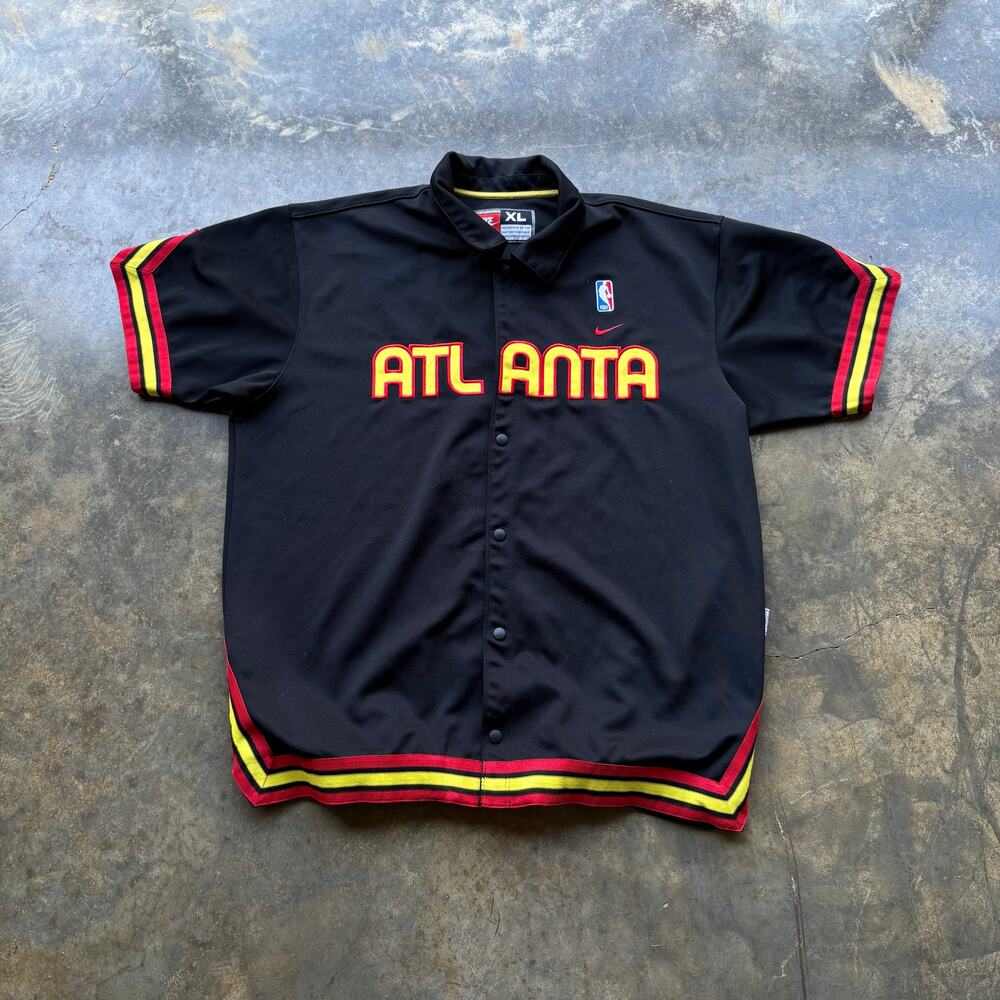 Vintage 1990's‎ Atlanta Hawks Nike Team Shirt